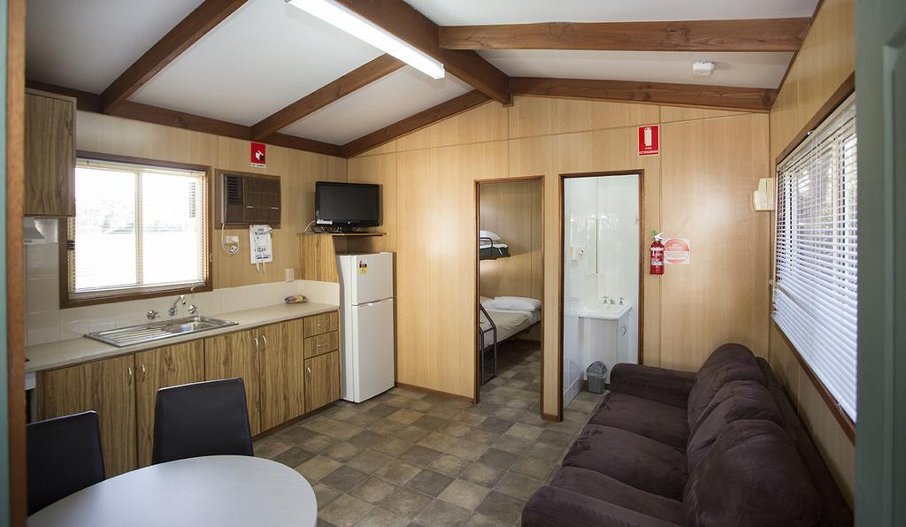 Big 4 Barossa Tourist Park Hotel Nuriootpa Bilik gambar